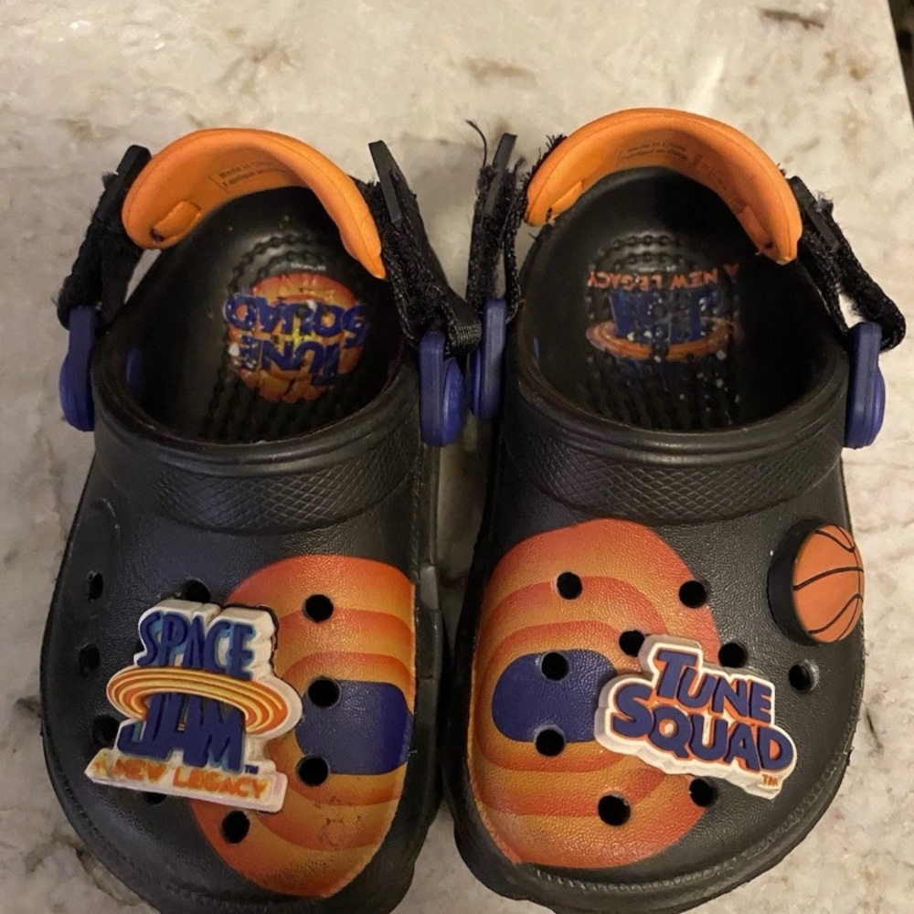Space Jam Kids Clogs - Black and Orange